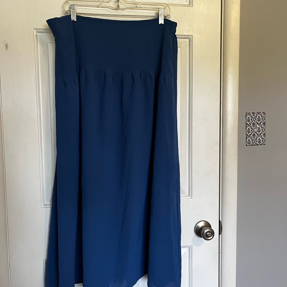 Elegant Blue Women's Skirt and Blouse Set